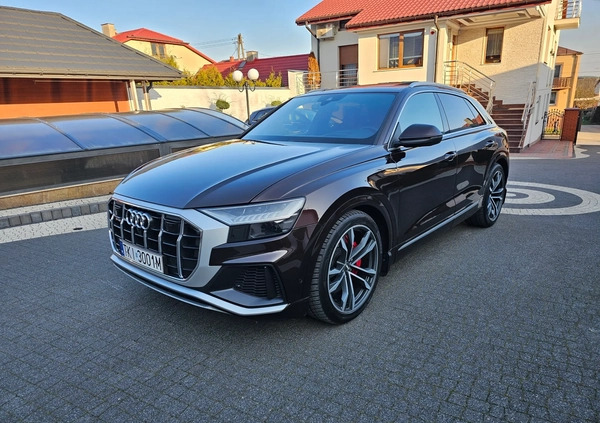 Audi SQ8 cena 399000 przebieg: 105000, rok produkcji 2020 z Daleszyce małe 254